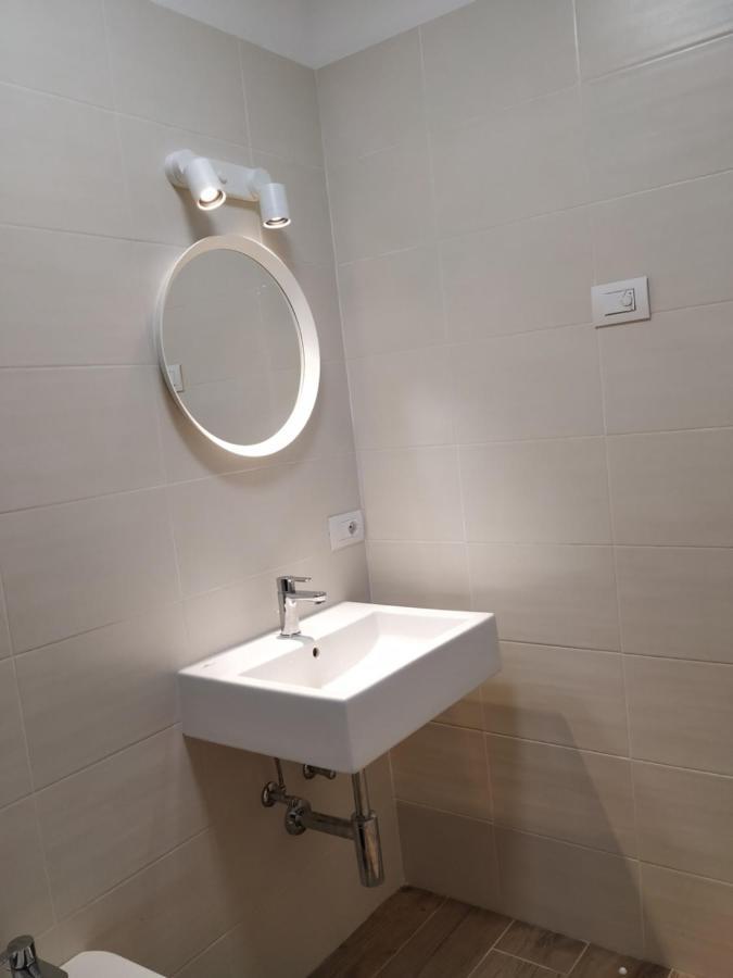 Pause Lake Garda Apartment ริวาเดลการ์ดา ภายนอก รูปภาพ