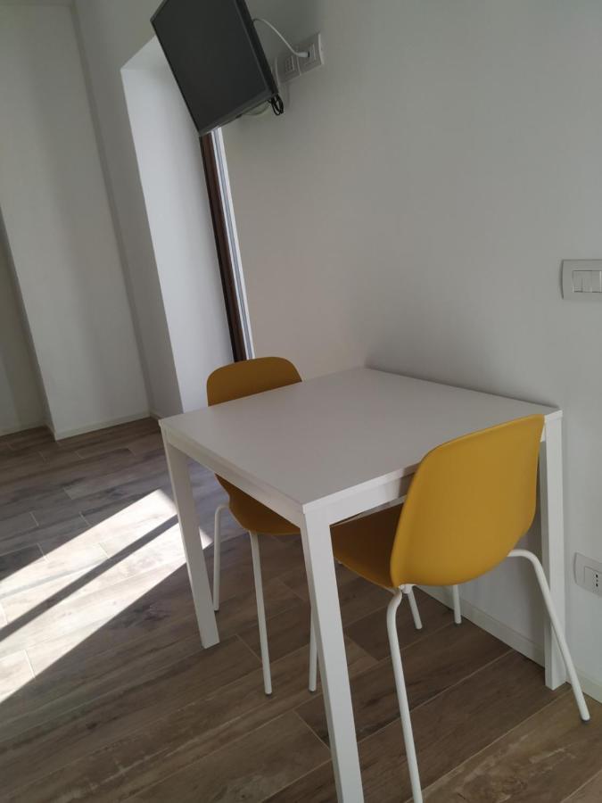 Pause Lake Garda Apartment ริวาเดลการ์ดา ภายนอก รูปภาพ
